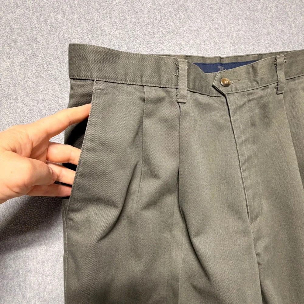 Dockers Mens 36x32 Pleated Chinos Olive Green Cotton Twill Pants 40443-8136‎